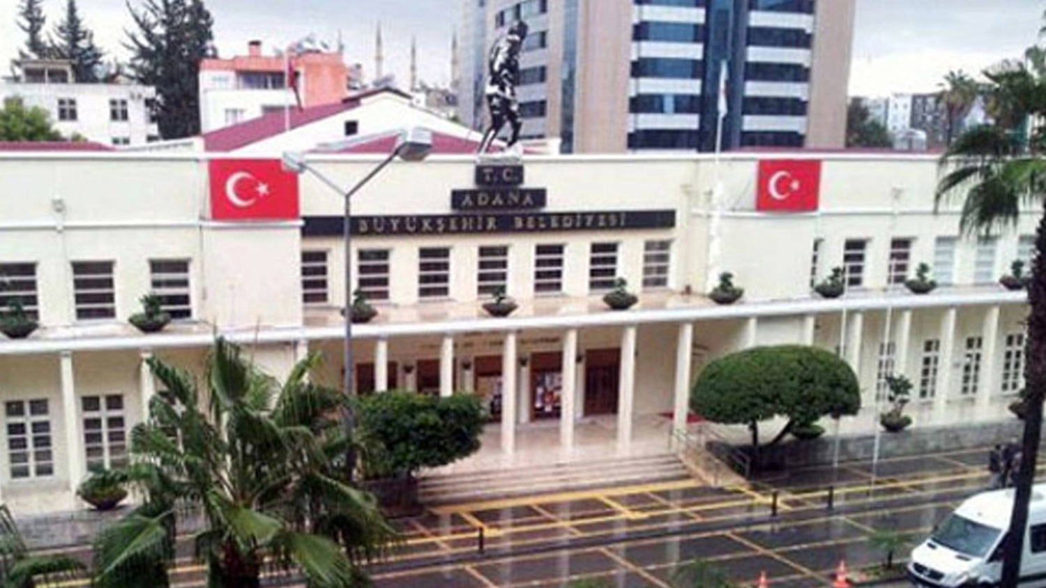 Adana Büyükşehir Belediye Başkanvekili seçildi